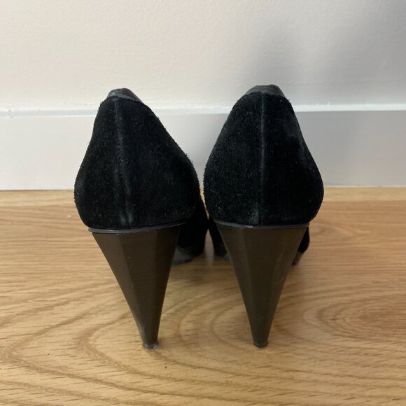 Marc Jacobs Suede Peep Toe Heels - Picture 6 of 6